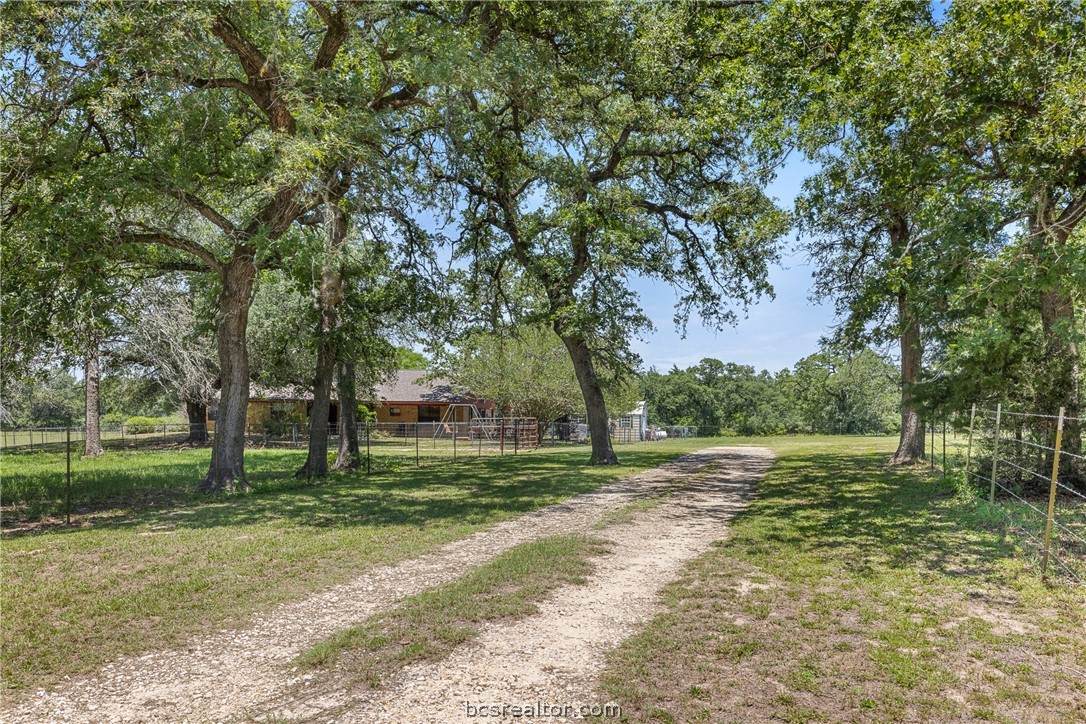 3248 County Road 324 - Photo 1