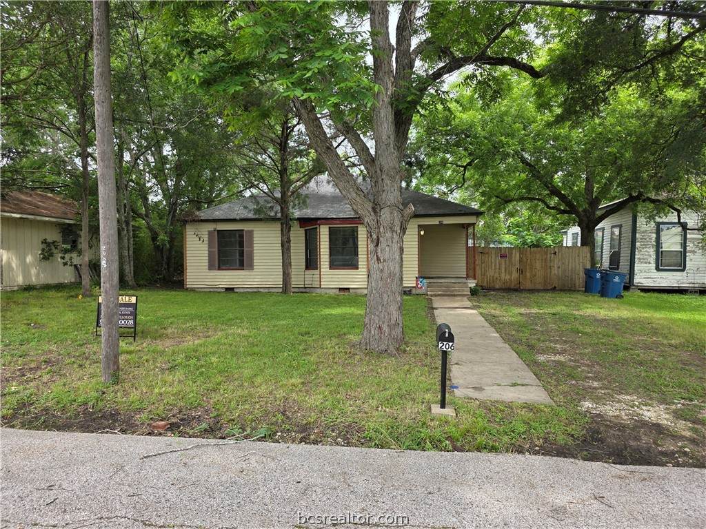 206 Gibbs Street - Photo 1