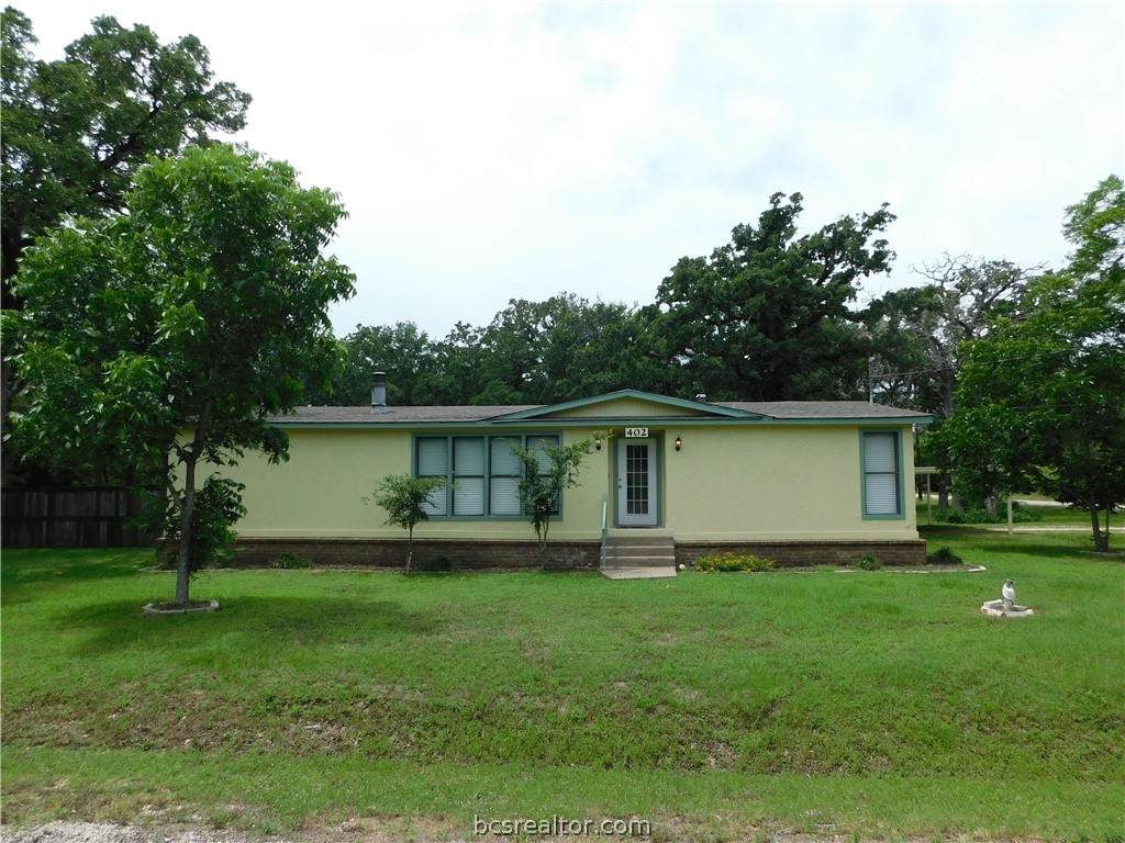 402 Higgs Drive - Photo 1