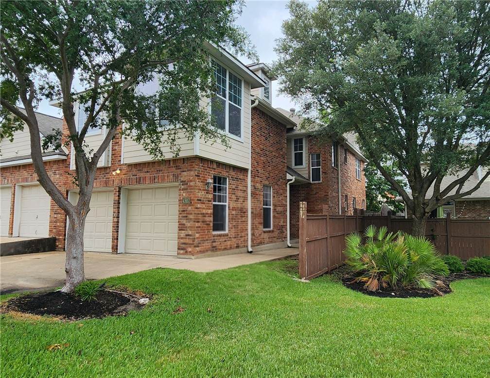 4307 Spring Hill Drive - Photo 1