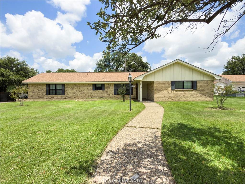 2525 Willow Bend Drive - Photo 1
