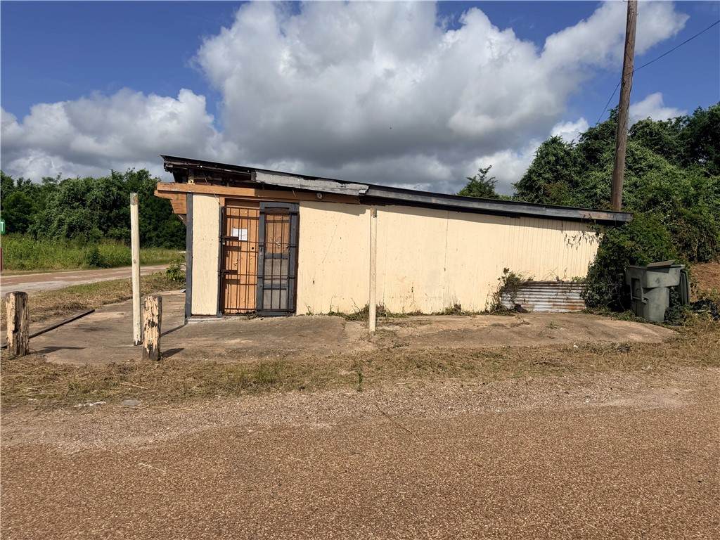 299 County Road 444 - Photo 1