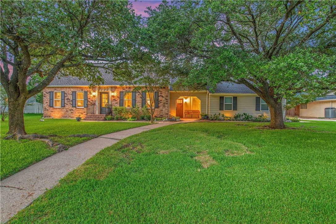 3711 Sunnybrook Lane - Photo 1