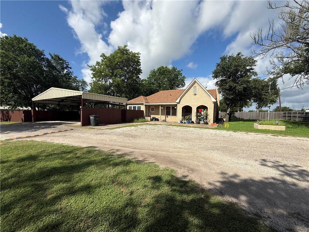 1805 Highway 21 - Photo 1