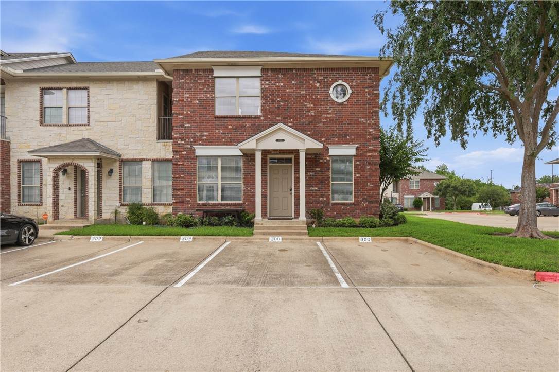 300 Forest Drive - Photo 1