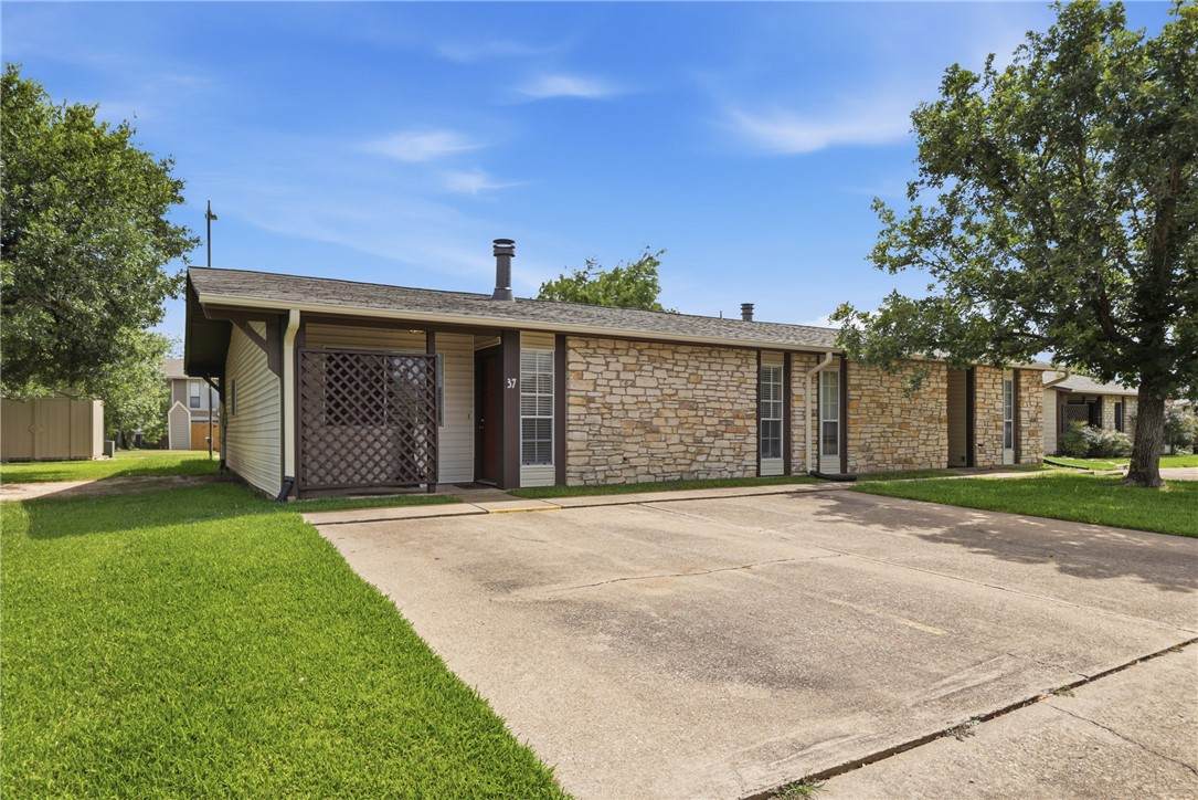2100 Windsor Drive - Photo 1
