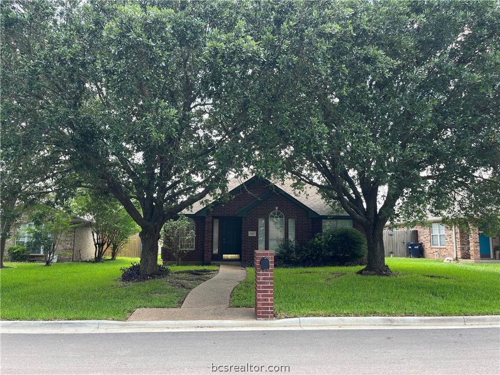 2412 Carnation Court - Photo 1