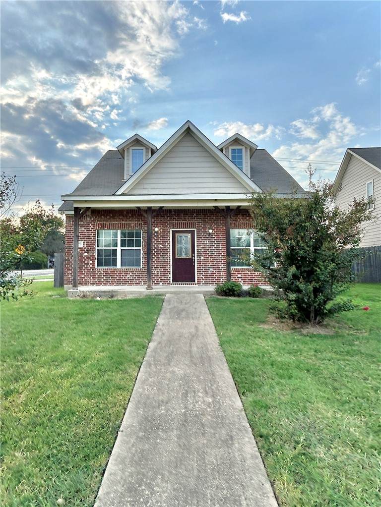 2477 Horse Shoe Drive - Photo 1