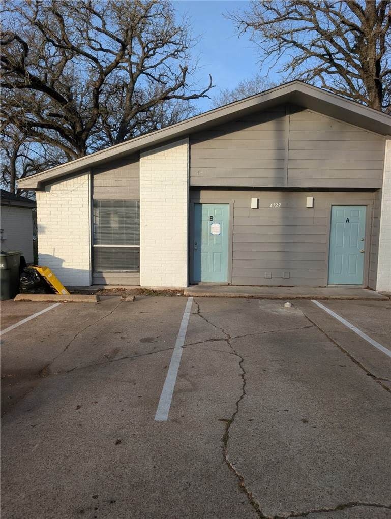 4123 Old Hearne Road - Photo 1