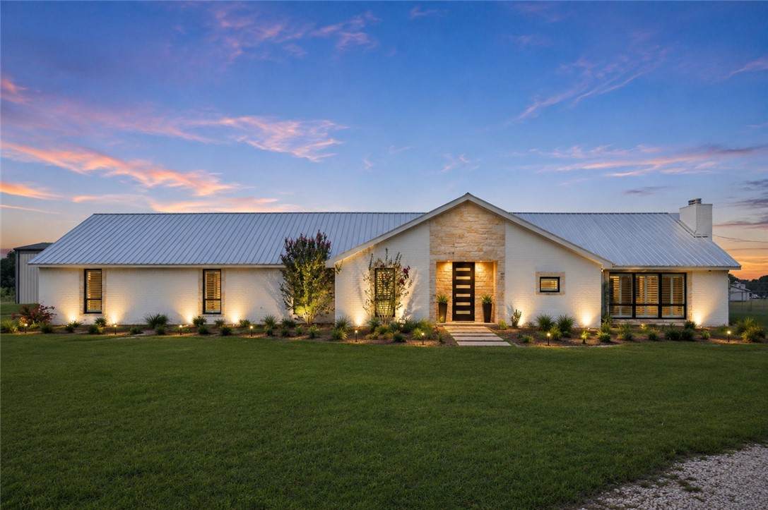 1589 County Road 252 - Photo 1