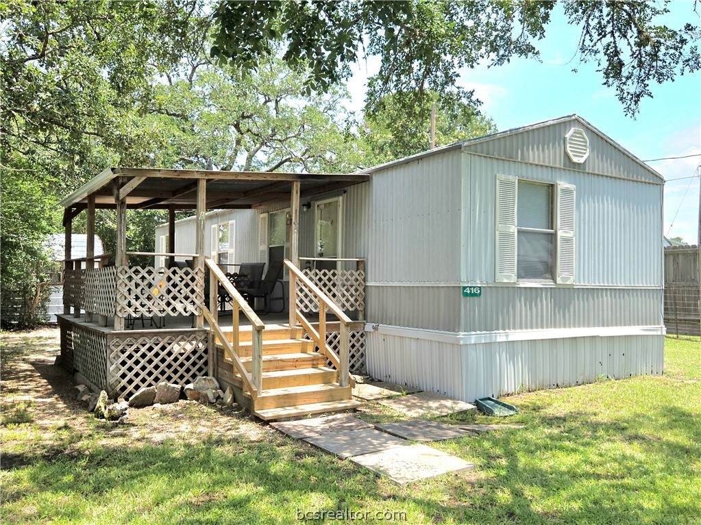 416 Leaning Oak Lane - Photo 1