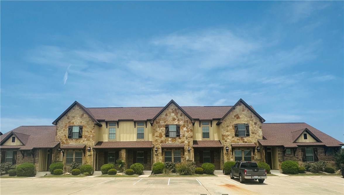 402 Baby Bear Drive - Photo 1