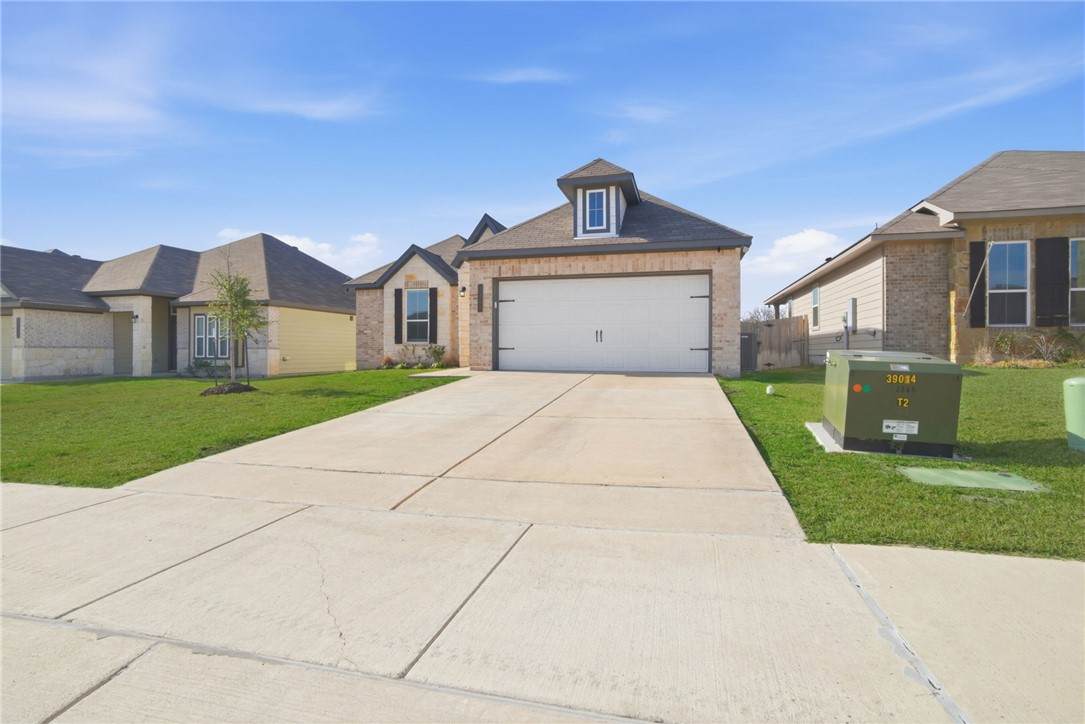 1318 Kingsgate Drive - Photo 1