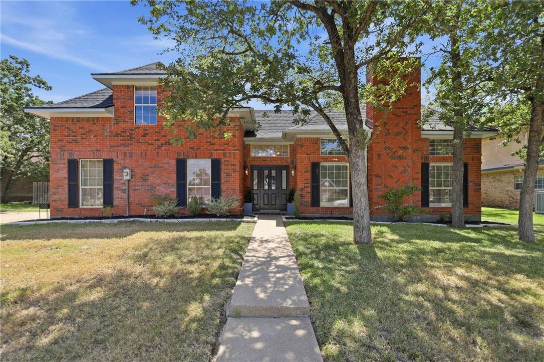 4723 Williamsburg Drive - Photo 1