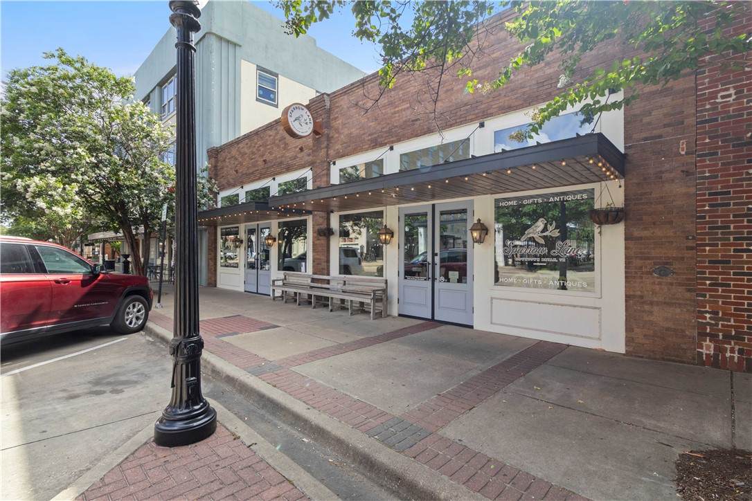 205 Main Street - Photo 1