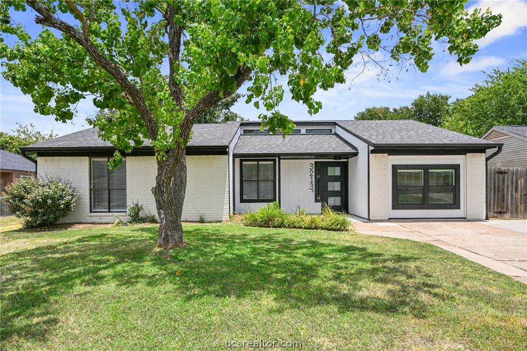 3213 Bahia Drive - Photo 1