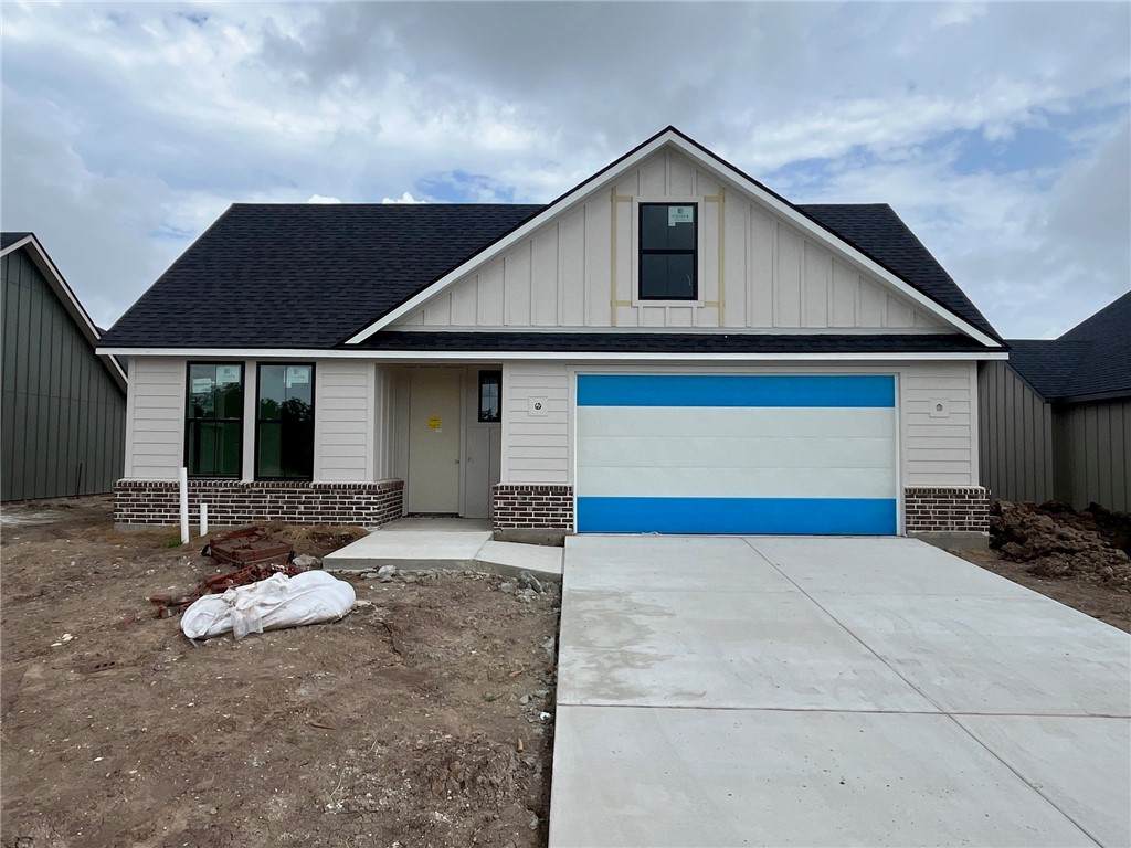 4056 Lakeside Club Drive - Photo 1