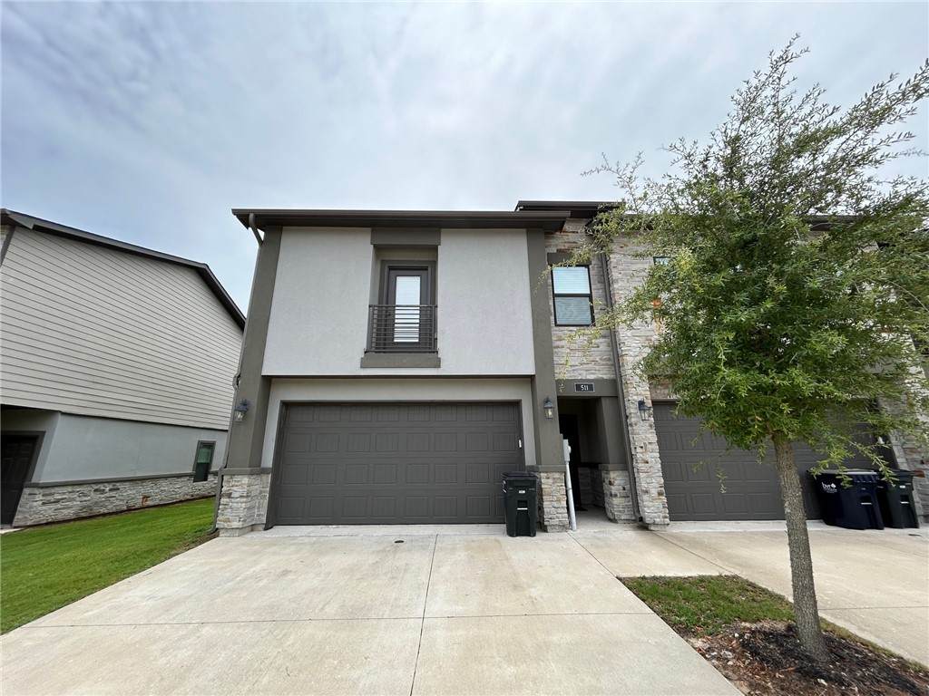 511 Hayes Lane - Photo 1