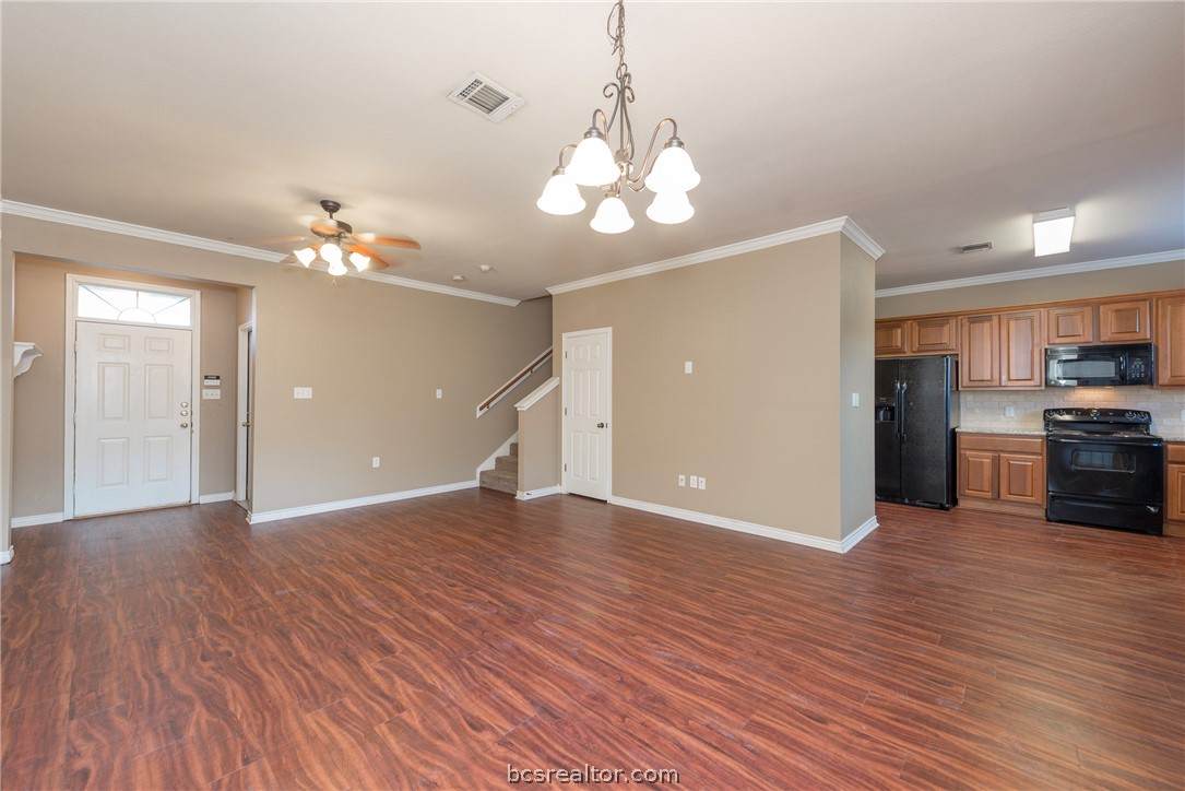 1425 Villa Maria Road - Photo 1
