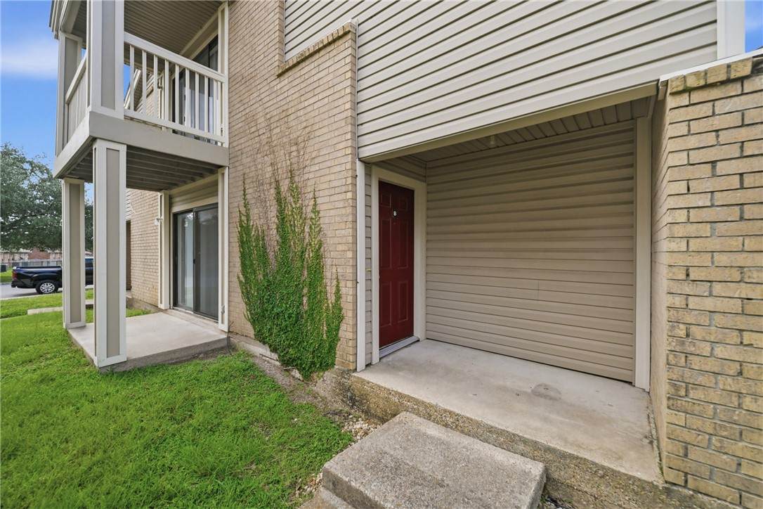 1112 Autumn Circle - Photo 1