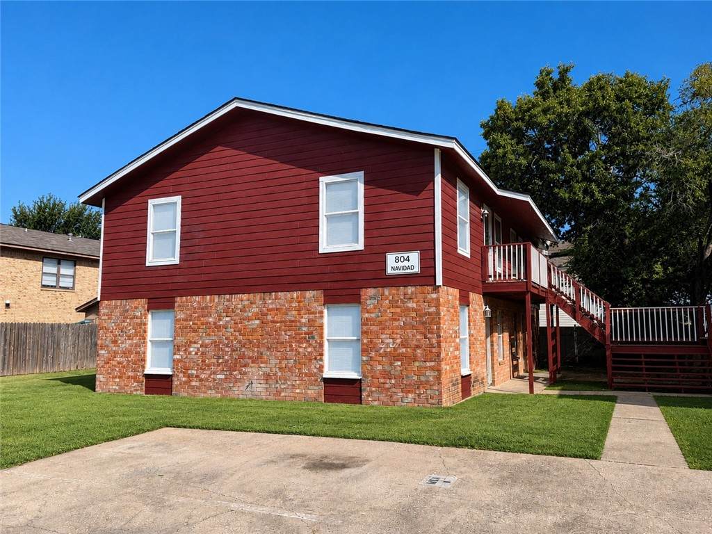 804 Navidad Street - Photo 1