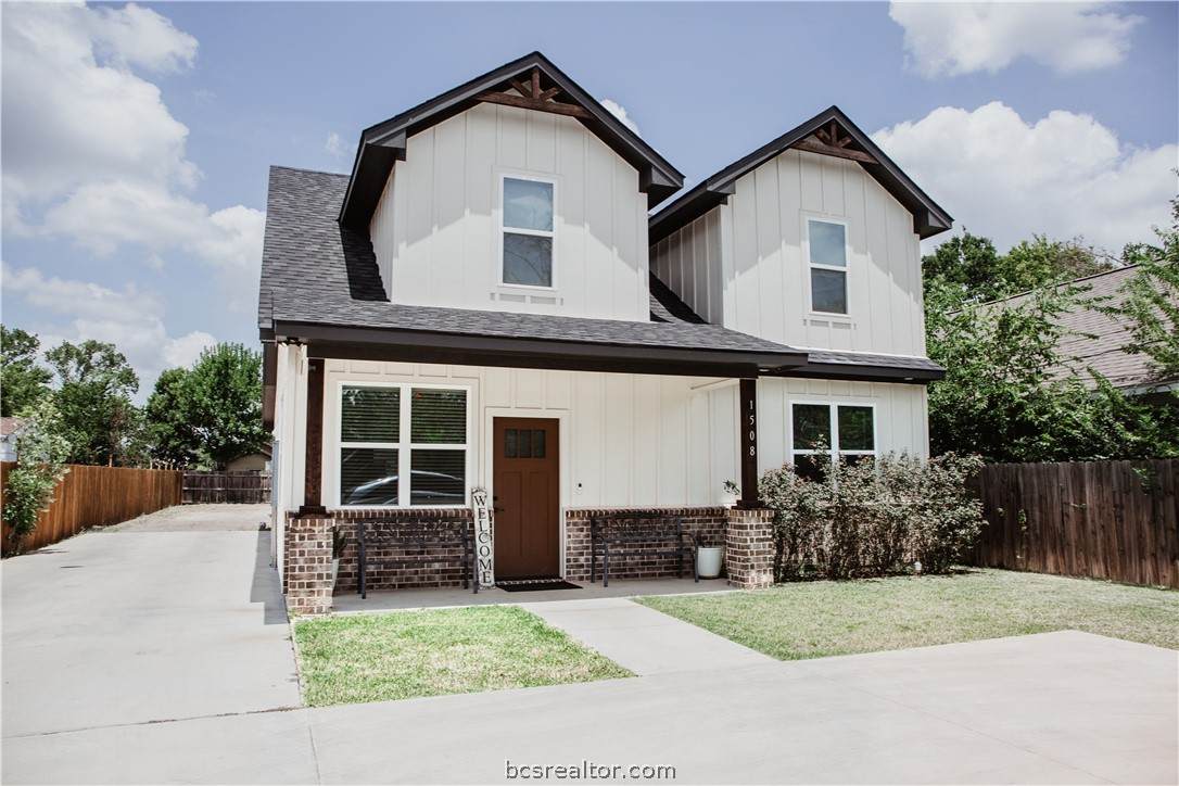 1508 Boone - Photo 1