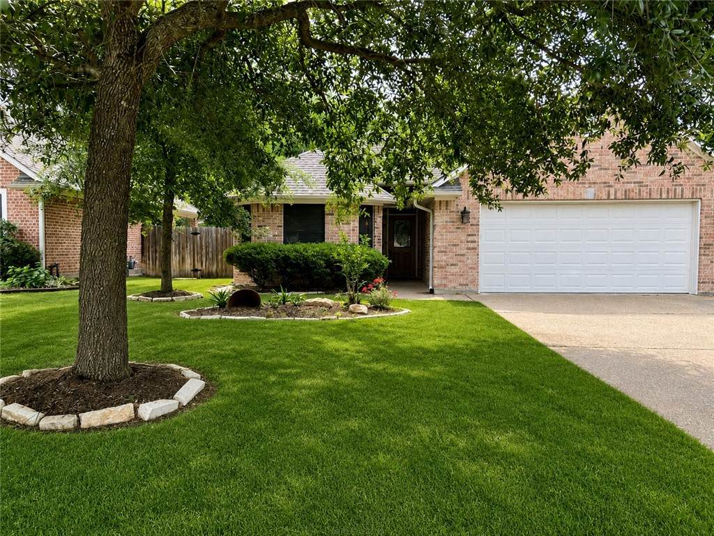 2364 Kendal Green - Photo 1