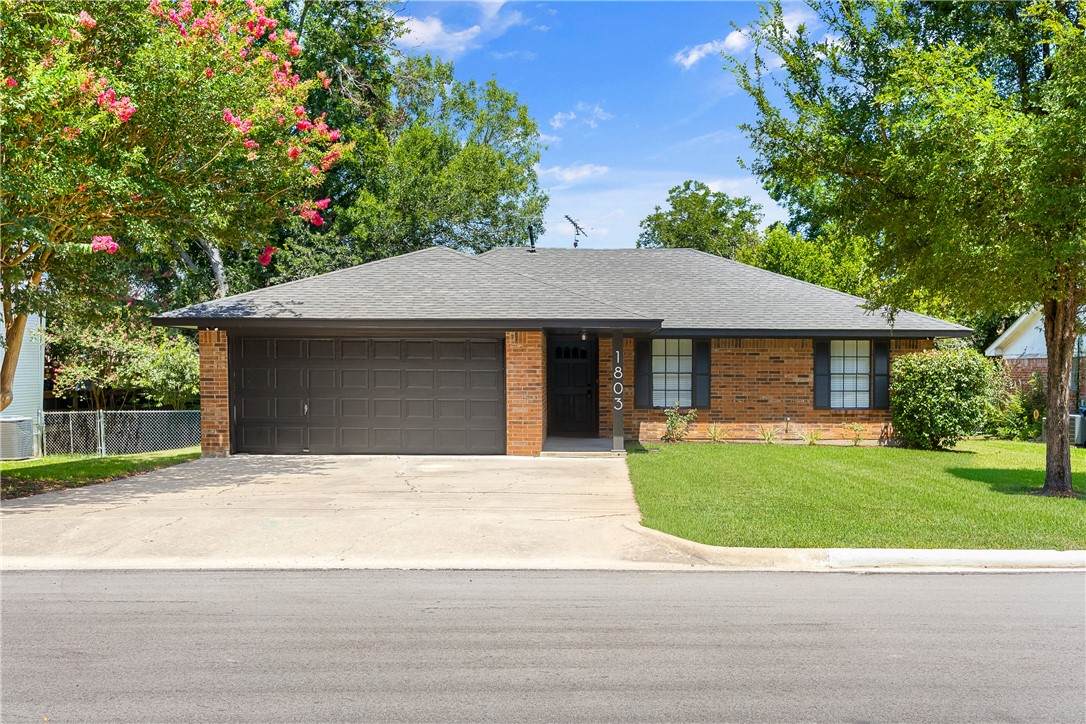 1803 Park Street - Photo 1