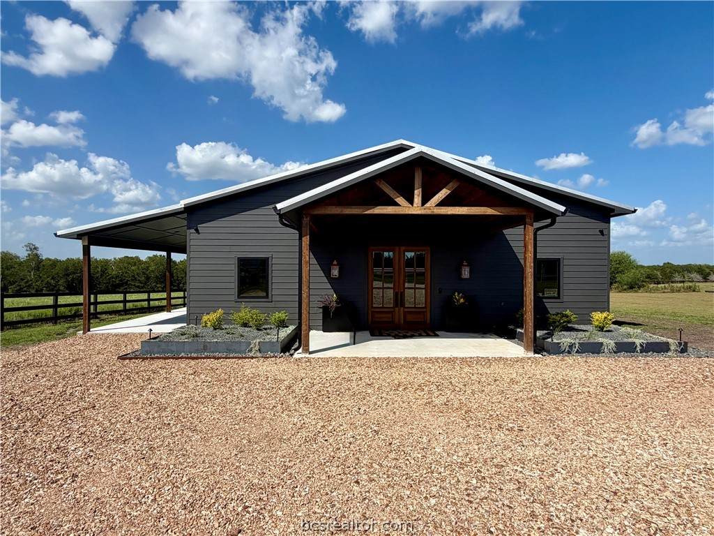 7885 Hwy 290 East - Photo 1