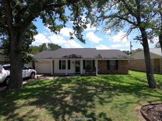 3105 Heatherwood Drive - Photo 1