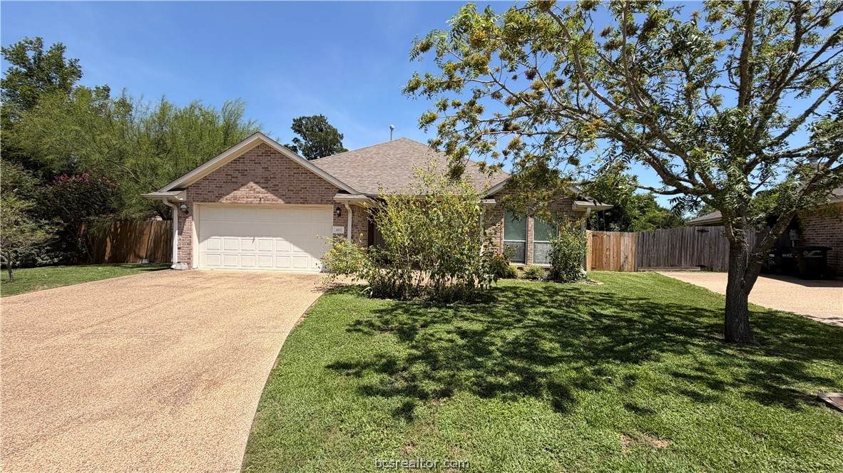 1102 Crested Point Court - Photo 1