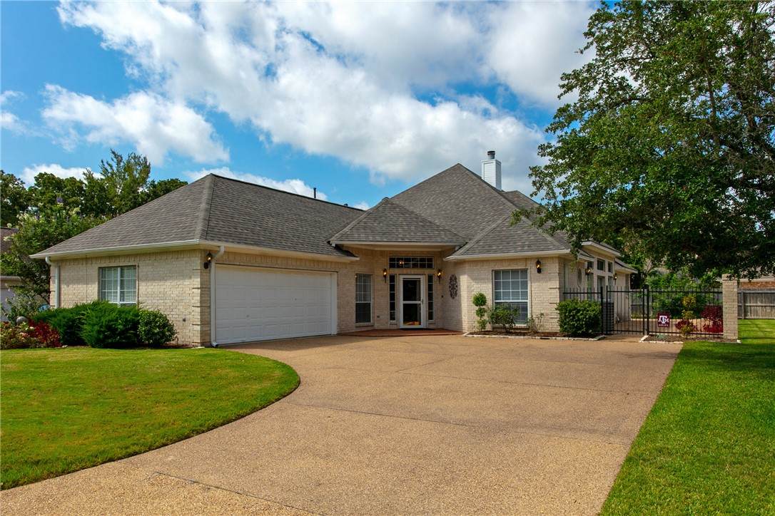 4900 Hogan Alley - Photo 1
