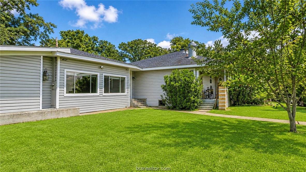4660-B Raymond Stotzer - Photo 1