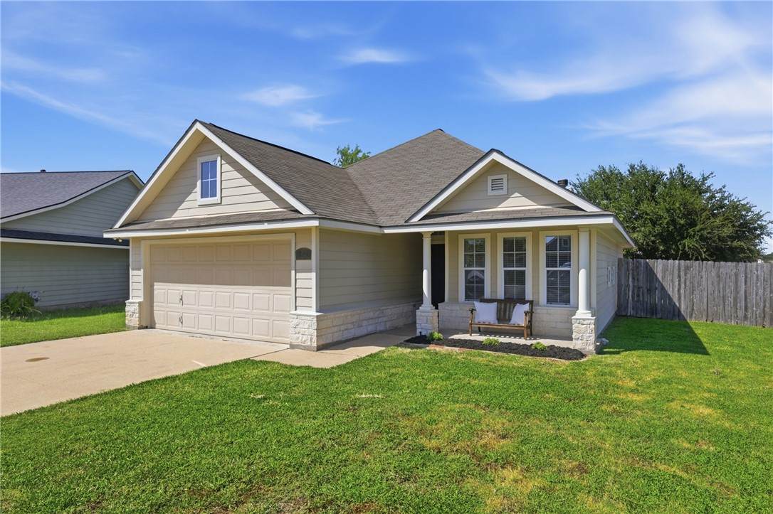 3907 Bridgeberry Court - Photo 1