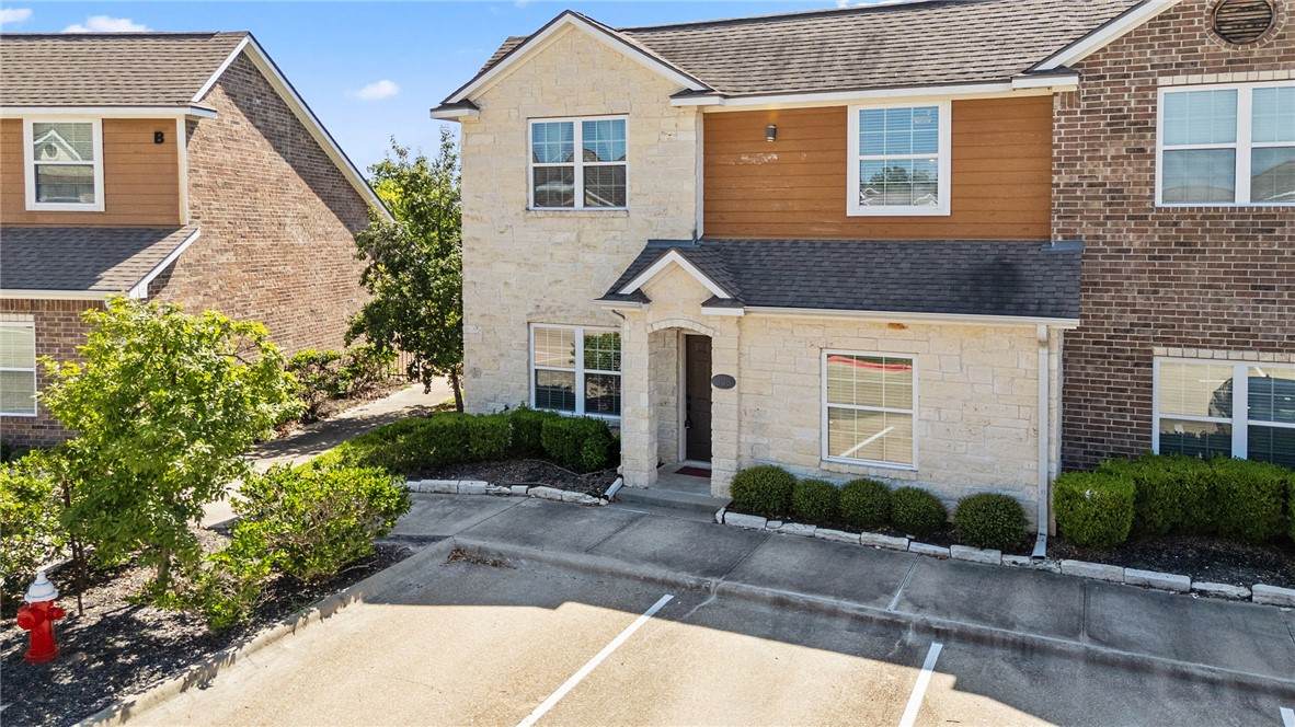 301 Southwest Parkway - Photo 1
