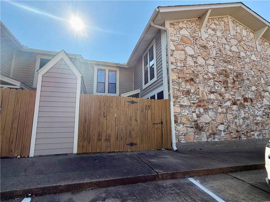 2101 Barak Lane - Photo 1