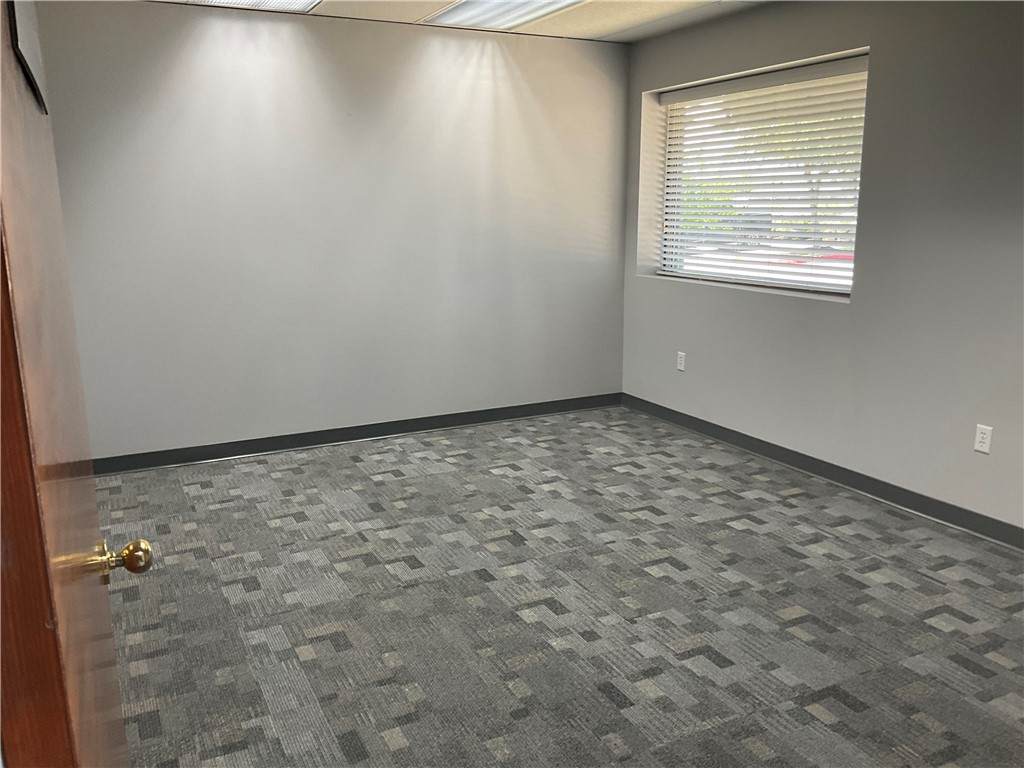 3810 Harvey - Photo 1