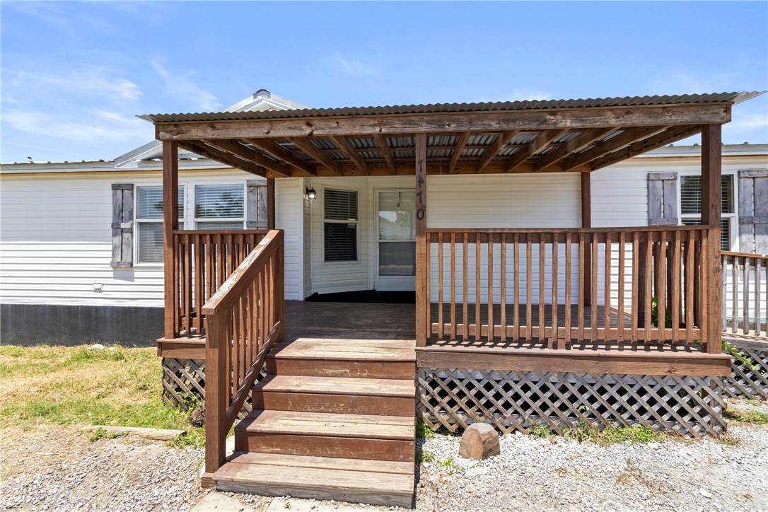 https://bt-photos.global.ssl.fastly.net/bcsmls/orig_boomver_1_26009898-2.jpg
