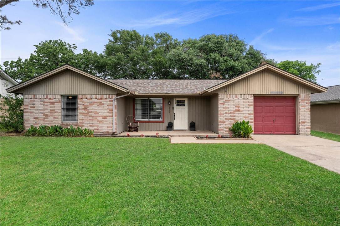 3511 Pecos Court - Photo 1