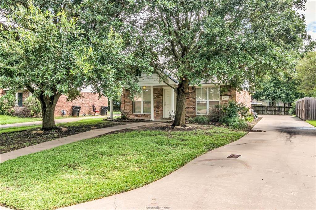 2411 Pintail Loop - Photo 1