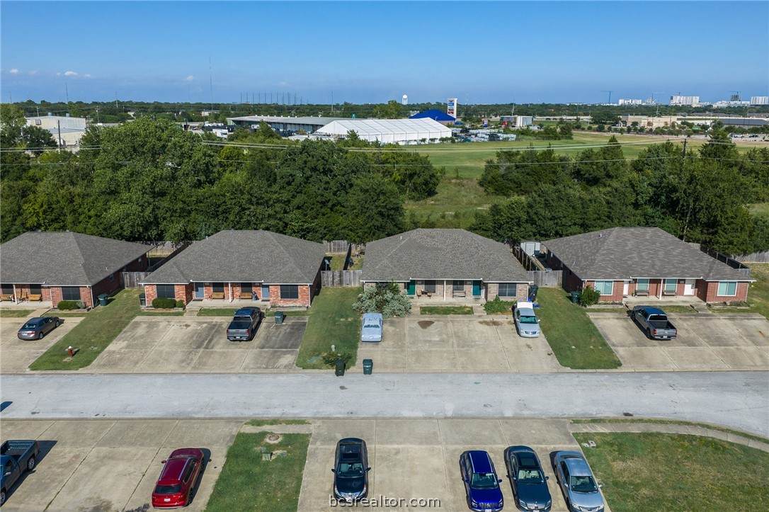 1725 Rock Hollow Loop - Photo 1
