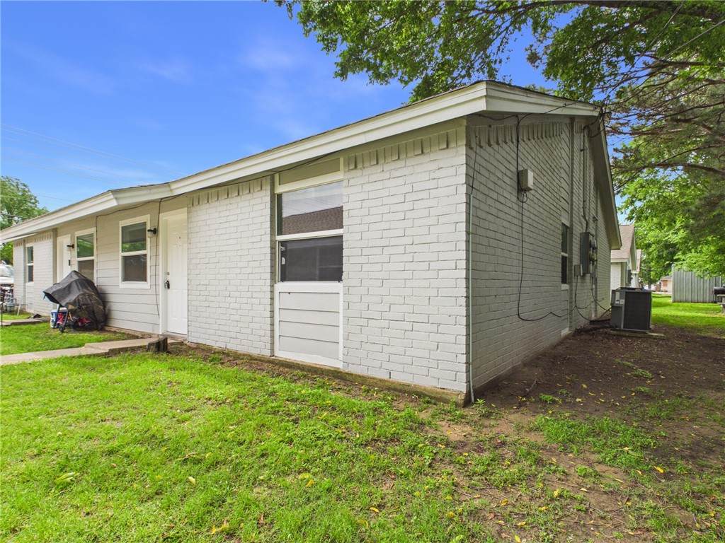 1906 Finfeather Road - Photo 1