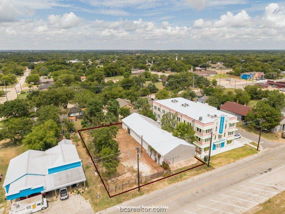 604 Bryan Avenue - Photo 1