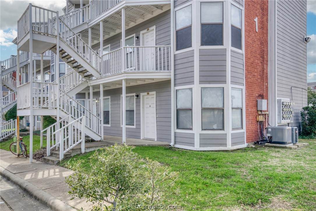 4441 Old College Road - Photo 1