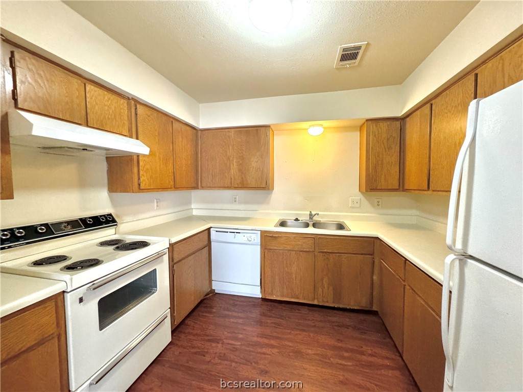 2817 Longmire Drive - Photo 1