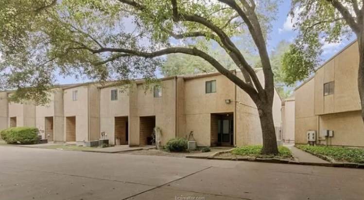 4345 Carter Creek Parkway - Photo 1