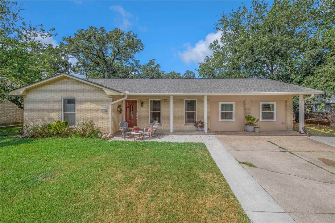 1204 Berkeley Street - Photo 1