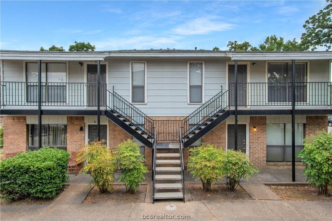 2403 Pedernales Drive - Photo 1