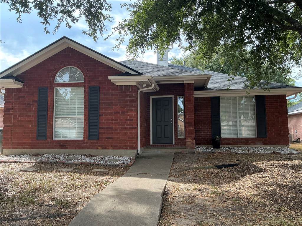 805 Azalea Court - Photo 1