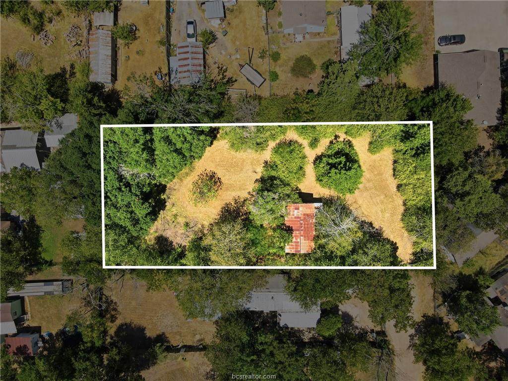 1308 Sims Avenue - Photo 1